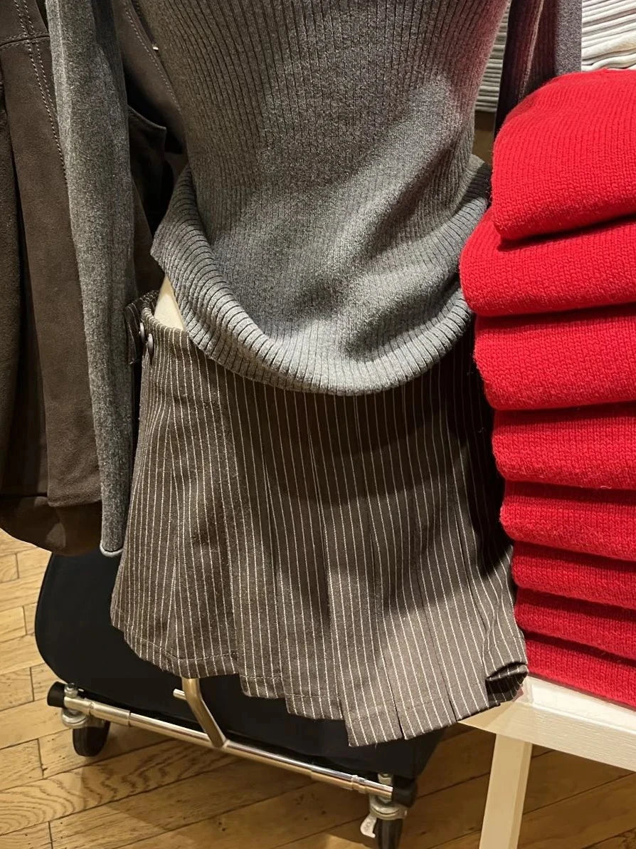 New Gray Pleated Mini Skirt Summer Sexy Low Waist Buttons A-line Short Faldas Women Preppy Style Sweet Cotton Skirts Y2l Clothes