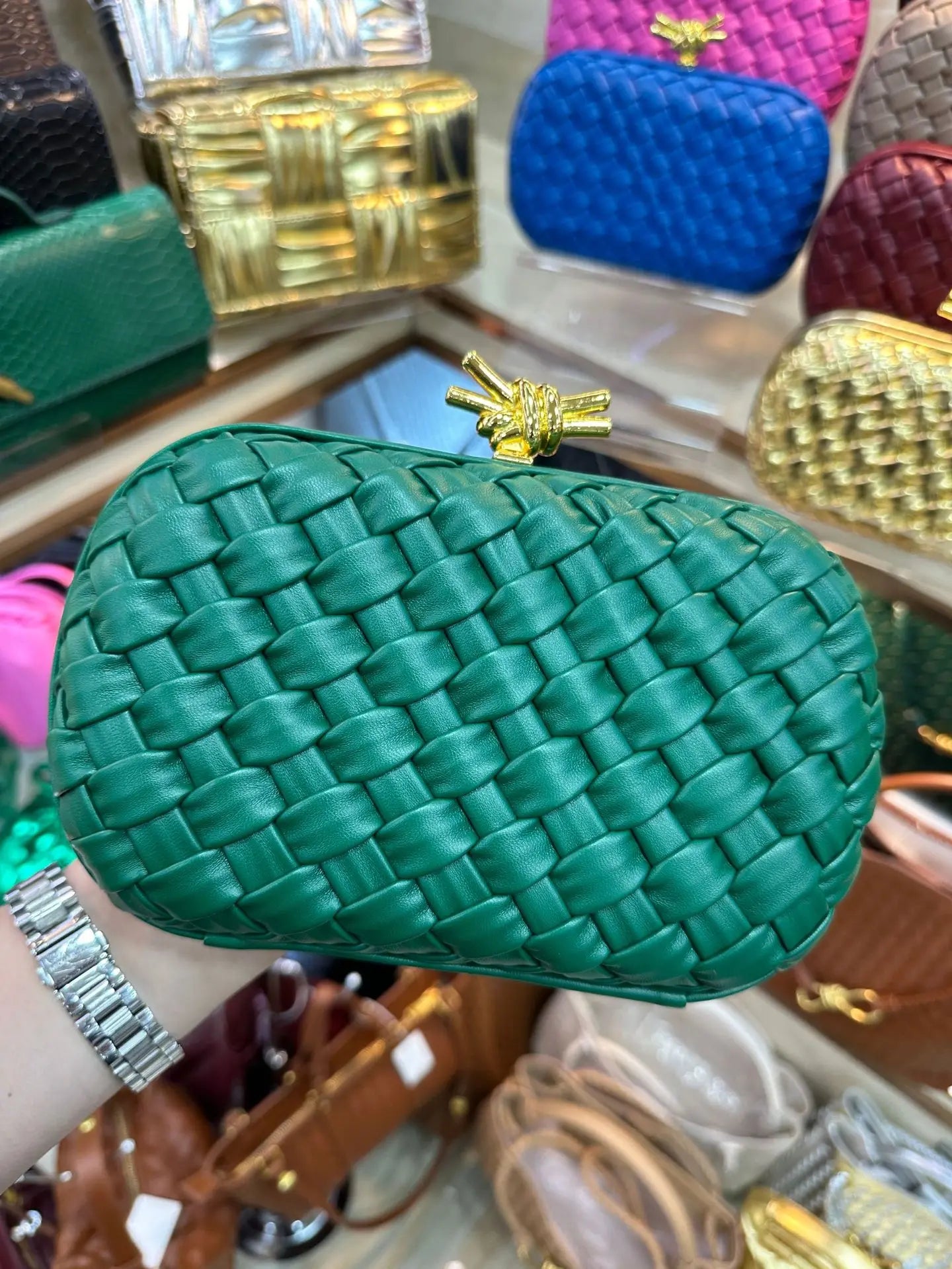 Elegant Box Shaped Dinner Clutch Crossbody Bag for Women Fashionable Chain Strap Handbag Retro Style Leather Handbag