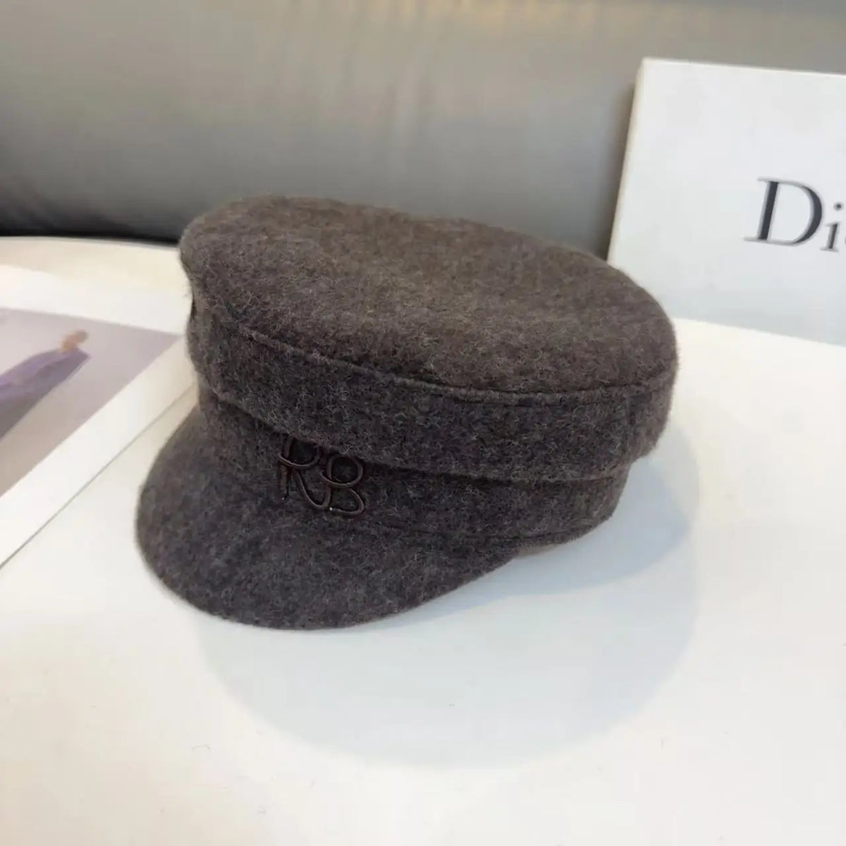 Brand Designer New Winter Embroidery Letter Baker Boy Straw Caps Purple Newsboy Caps Thick Warm Flat Cap Chapeau Homme