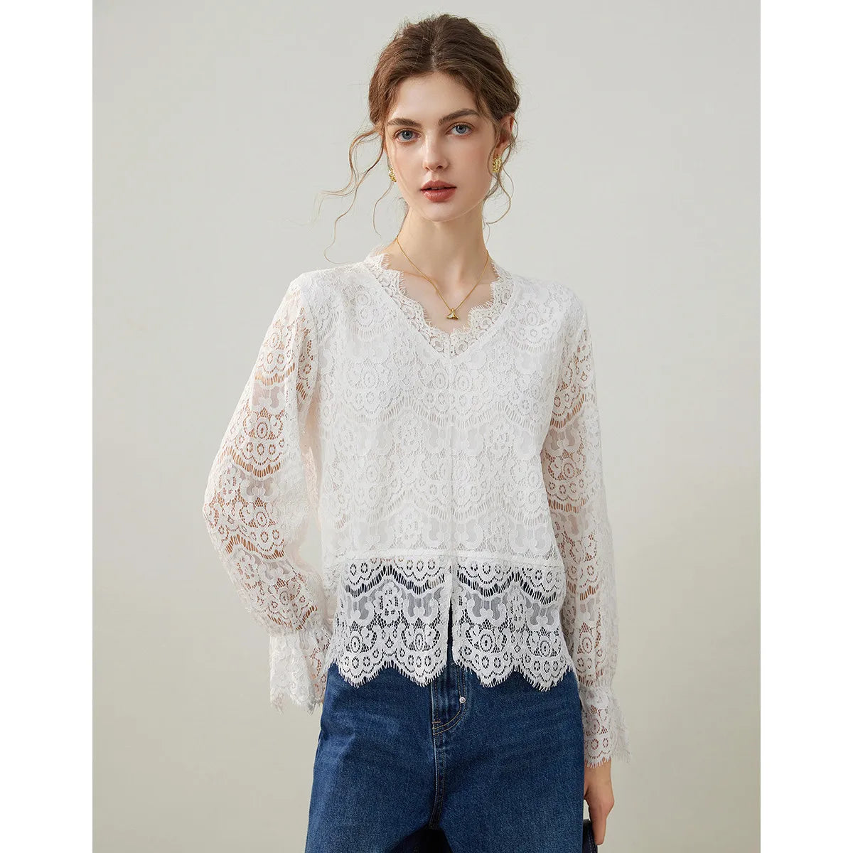 2025 Spring Elegant Hollow Lace Shirt Fashionable Pullover Shirt V-neck Long Sleeve Hooded Women's Shirt