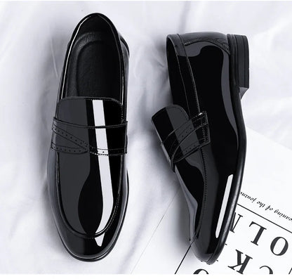 Spring Autumn New Patent Leather Shoes for Men Solid Color Fashion Wedding Shoes Male Low Top Casual Loafers Man