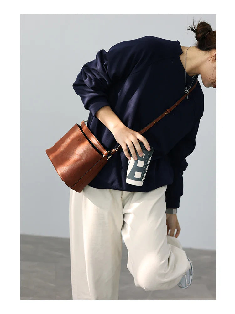 2024 New Arrival Genuine Leather Crossbody Bucket Bags Women Luxury Retro Small Handbag Soft Shoulder Bag
