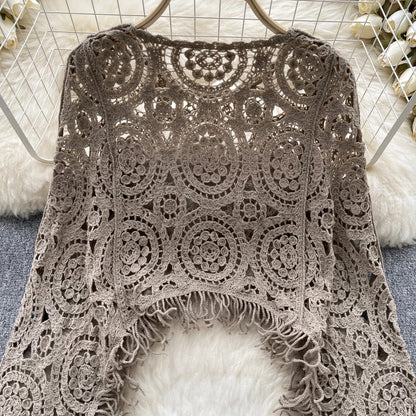 Autumn Casual Loose Knitting Top O Neck Hook Flower Hollow Long Sleeved Tassel Design Fashion French Vintage Blouse
