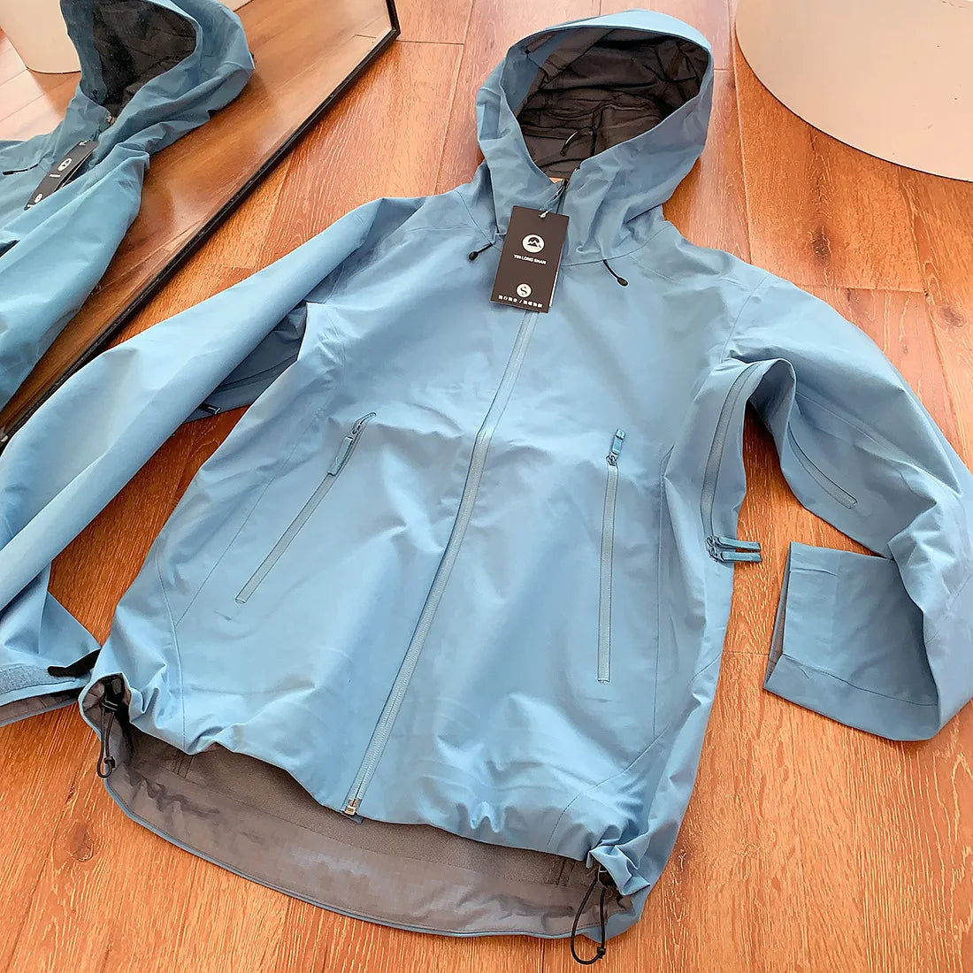 Outdoor Fashion Horseback Riding Mountain Climbing Fishing Leisure Travel Waterproof and Windproof Camping Men's Down Jacket