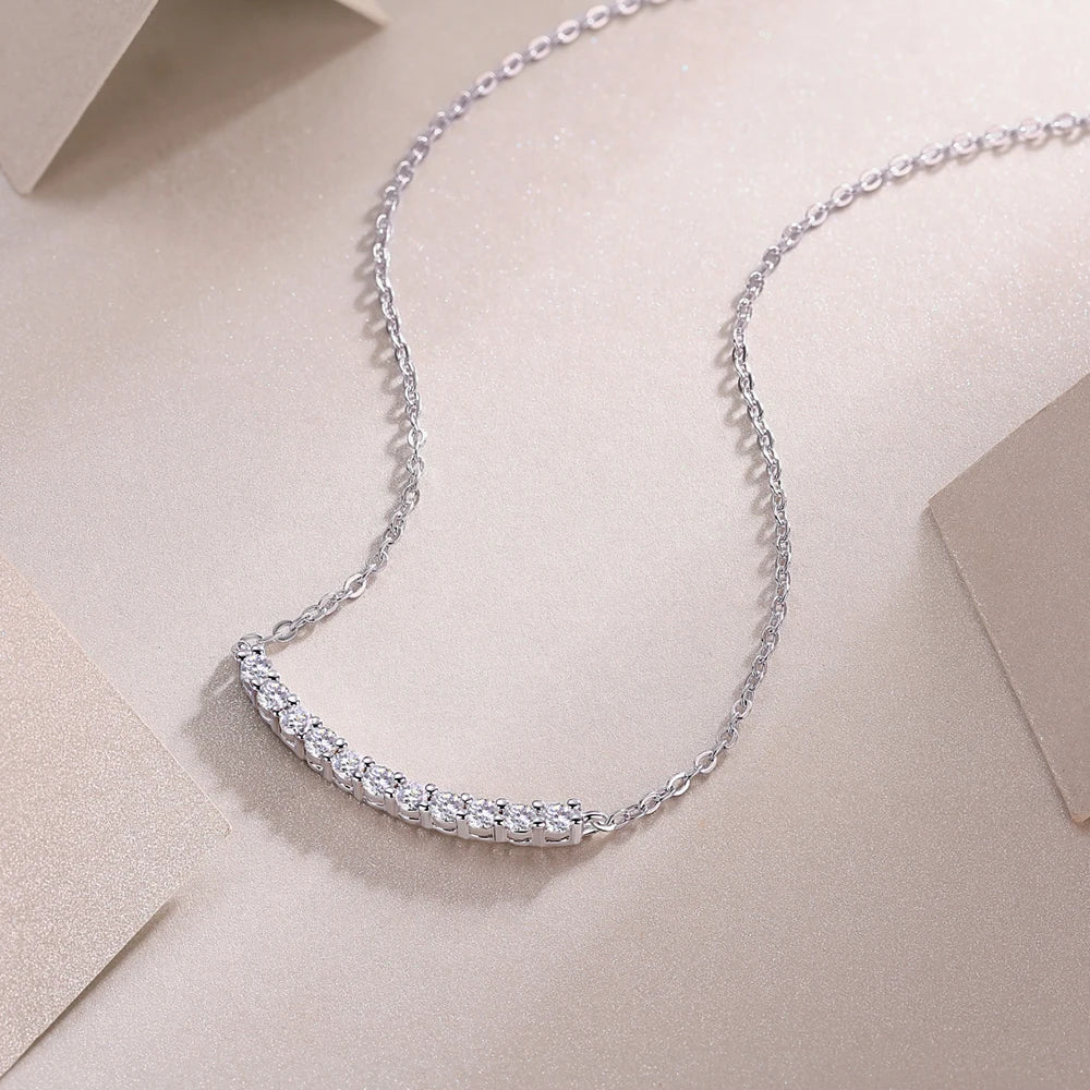 2.6mm Full Moissanite Necklace S925 Sterling Silver Plated 18k White Gold Smile Necklaces for Women Birthday Gift