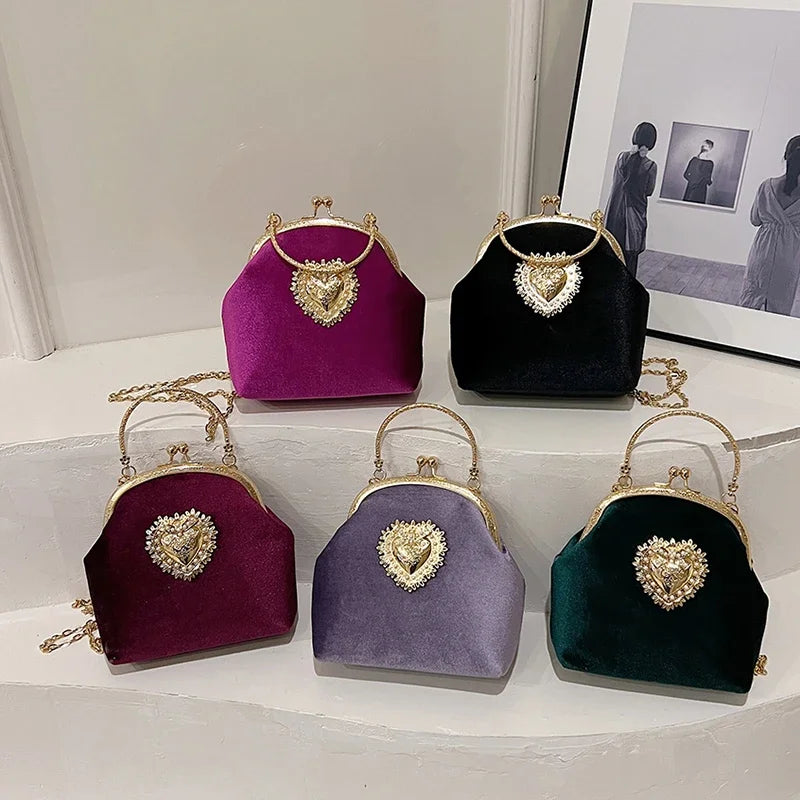 Chains Velvet Frame Heart Dinner Hand Bags Diamonds High Quality Shoulder and Crossbody Bags for Women 2024 Fashion Hot Sale