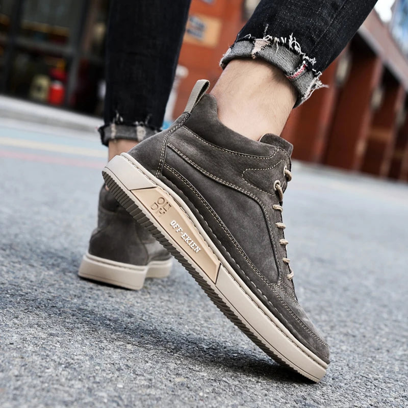New Arrival Genuine Leather Men Ankle Boots  Design Warm Plush Fur Winter Sneakers Snow Casual Leather Shoes Outdoor Basic Boots