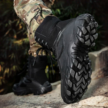 New Men Motorcycle Tactical Boots Work Army Desert Safety Climbing Hiking Shoes Anti-Slip Ultrallight Hunting Boots High Quality