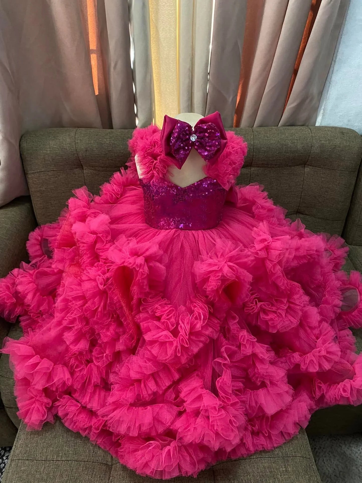 Luxury Ball Gown Girls Birthday Party Gowns Ruffles Sequined Flower Girl Dress For Wedding Customized Princess Child Prom Dress