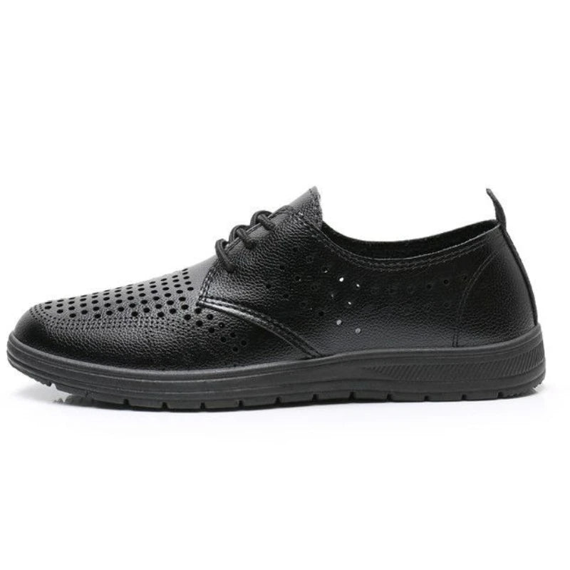 2026 Summer Men Sandals Business Casual Leather Hollow Out Shoes Breathable Soft Sole Clogs Fashion Comfortable Outdoor Slides