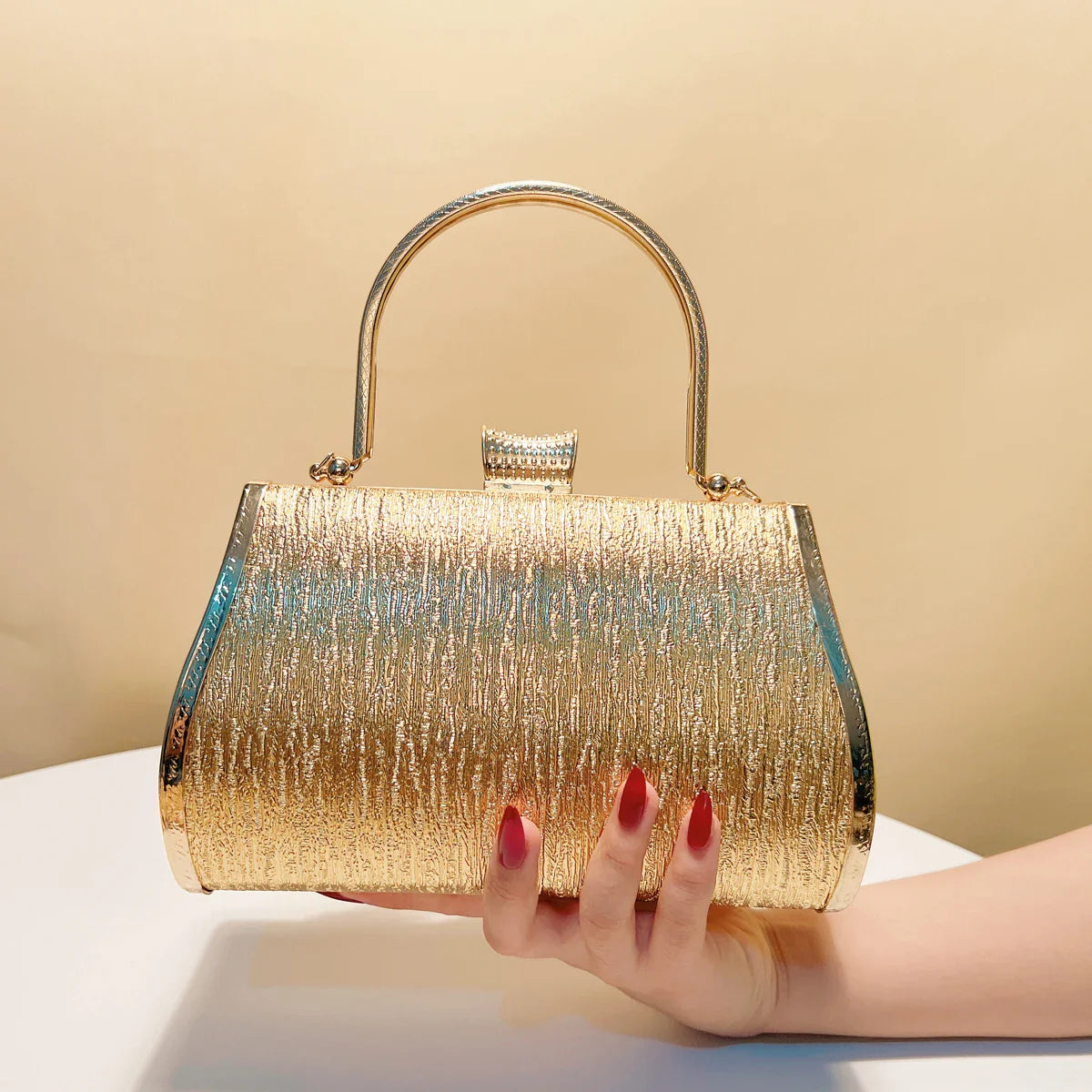Bucket Design Women Clutch Bags Golden Metal Luxury Acrylic Evening Bags Box Holder Rhinestones Glitter Handbags Purse