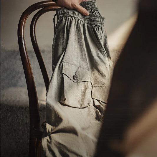 Summer Men's Cargo Pants  Vintage Multiple Pockets Commuting Short Pants Elastic Waistband Knee Length Shorts