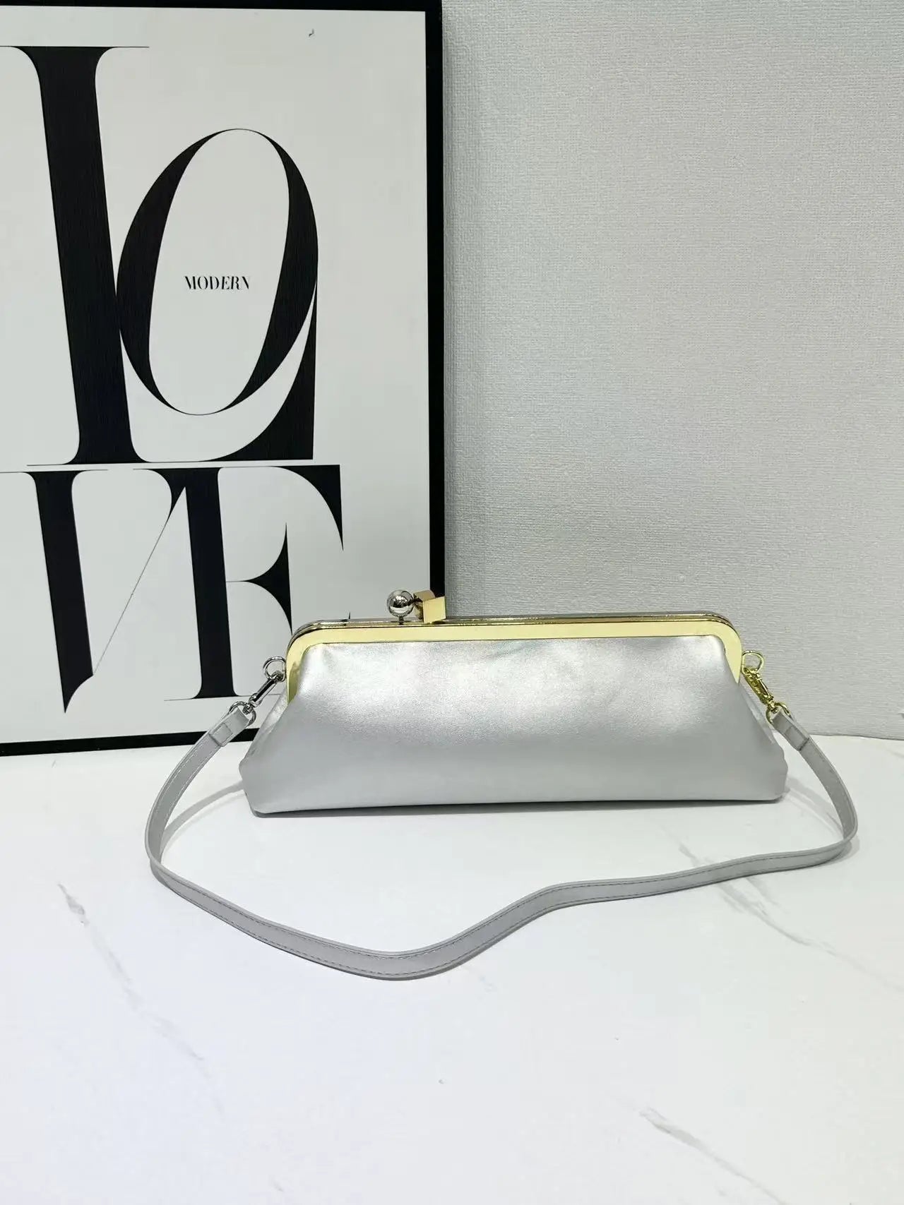 Fashion Long Clutch Bag for Women Luxury Designer Kiss Clip Handbags Luxury Pu Leather Underarm Shoulder Bags Trend Party Purses