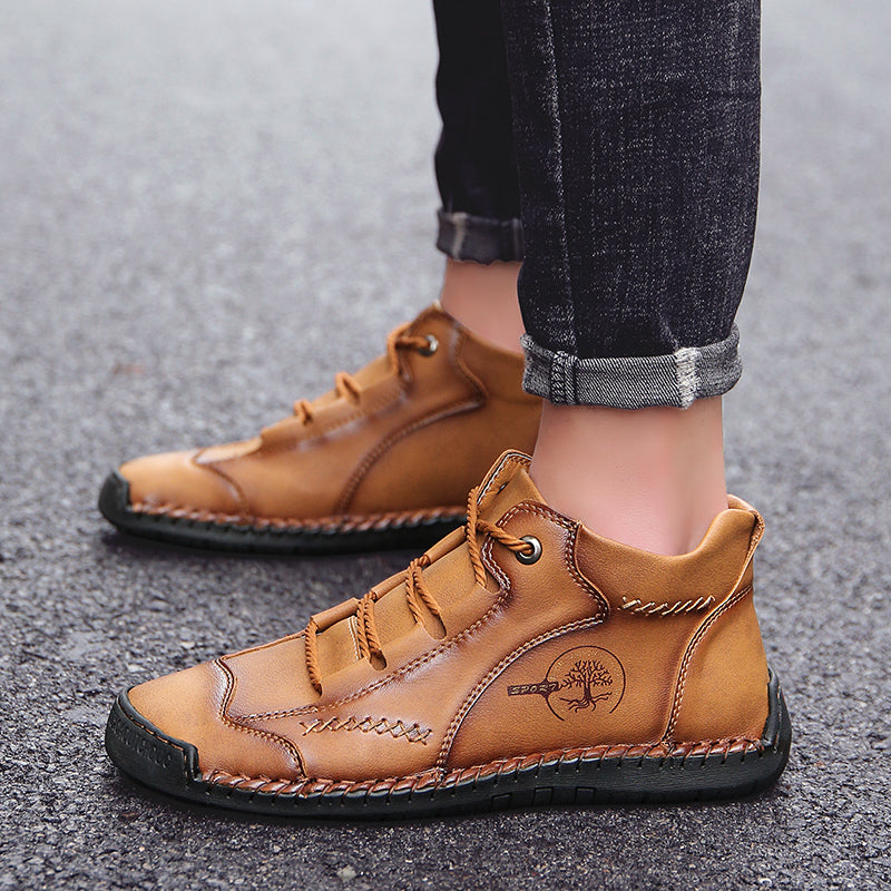 Fashion Men Ankle Boots Handmade Mens Boots Lightweight Mens Designer Boots Outdoor Sneakers Leather Work Boots Plus Size 38-48