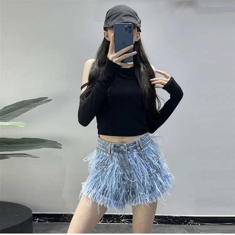 Summer Street Hot Girls Short Jeans Female Chic Feather Diamond Denim Shorts Women Retro Washed Hot Pants Sexy Night Club Shorts