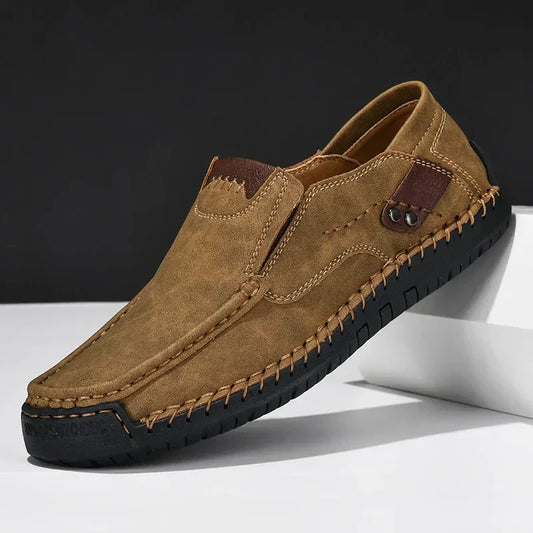 New Soft Men Loafers Slip On Leather Casual Shoes For Men Moccasins Plus Size 38-48 Flats Sneakers Men Handmade Design Man Shoes