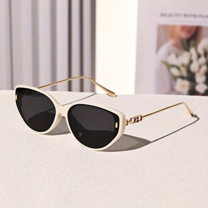 2026 New Vintage Fashion Small Cat Eye Sunglasses Lady Metal Leg Sun Glasses Women Men Retro Luxury Designer UV400 Gafas De Sol