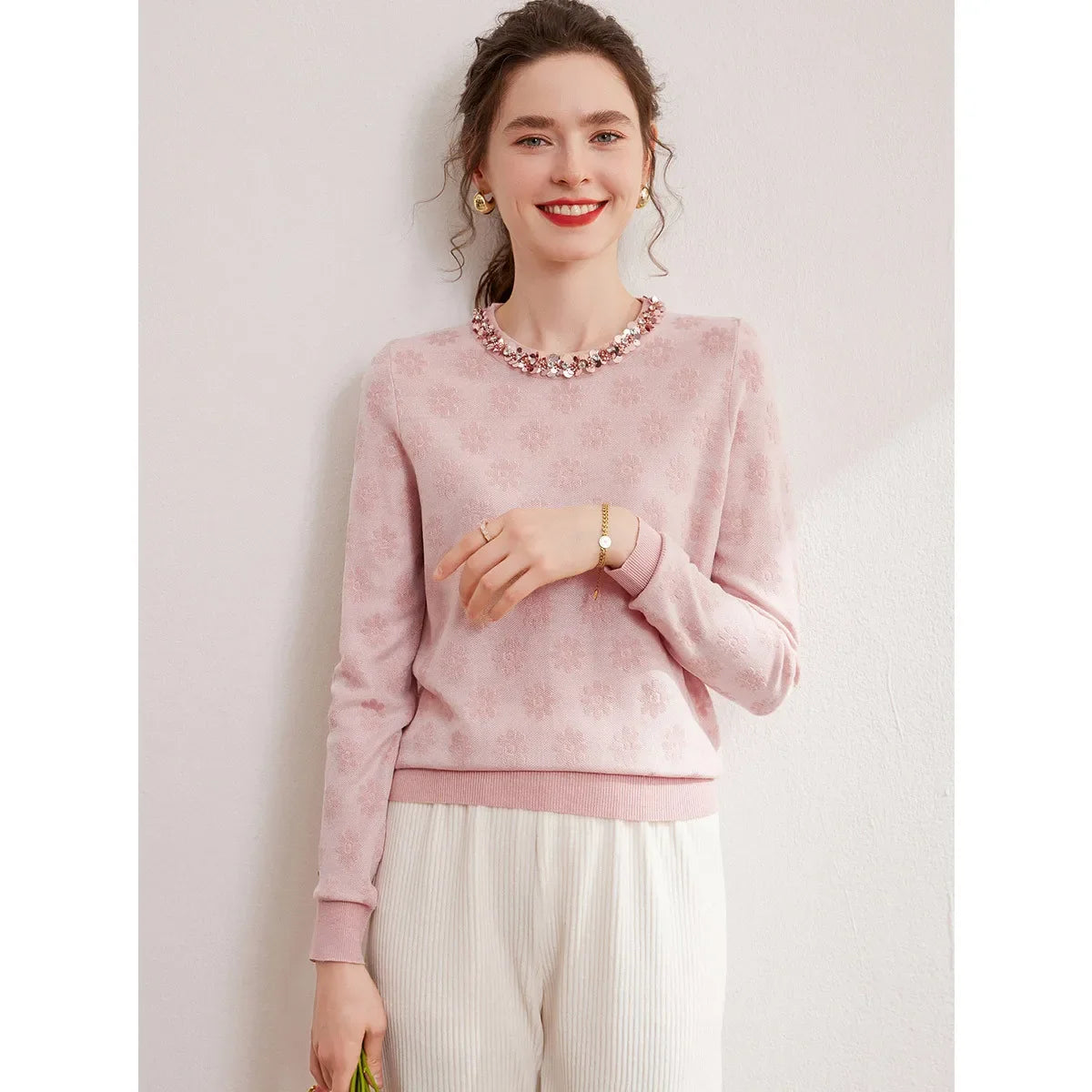 2024 Autumn Elegant Jacquard Fashion Glitter Bead Chain Decoration Round Neck Long Sleeve Women's Knitted Shirt