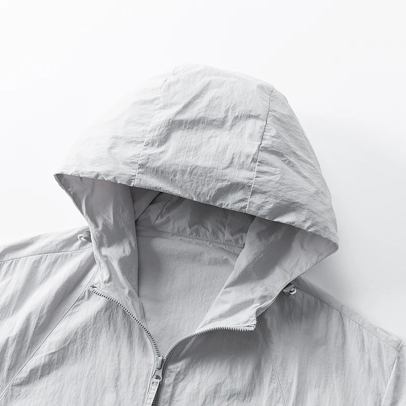 UPF50+ Men's Hooded Sunscreen Jacket Summer Ultra Thin Zipper Pocket Windbreaker Elastic Cuffs Outdoor Hiking Fishing Skin Coats