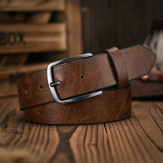 A Men's and Women's Retro Metal Buckle Casual Style Brown PU Belt Suitable for Daily Business Attendance Four Seasons