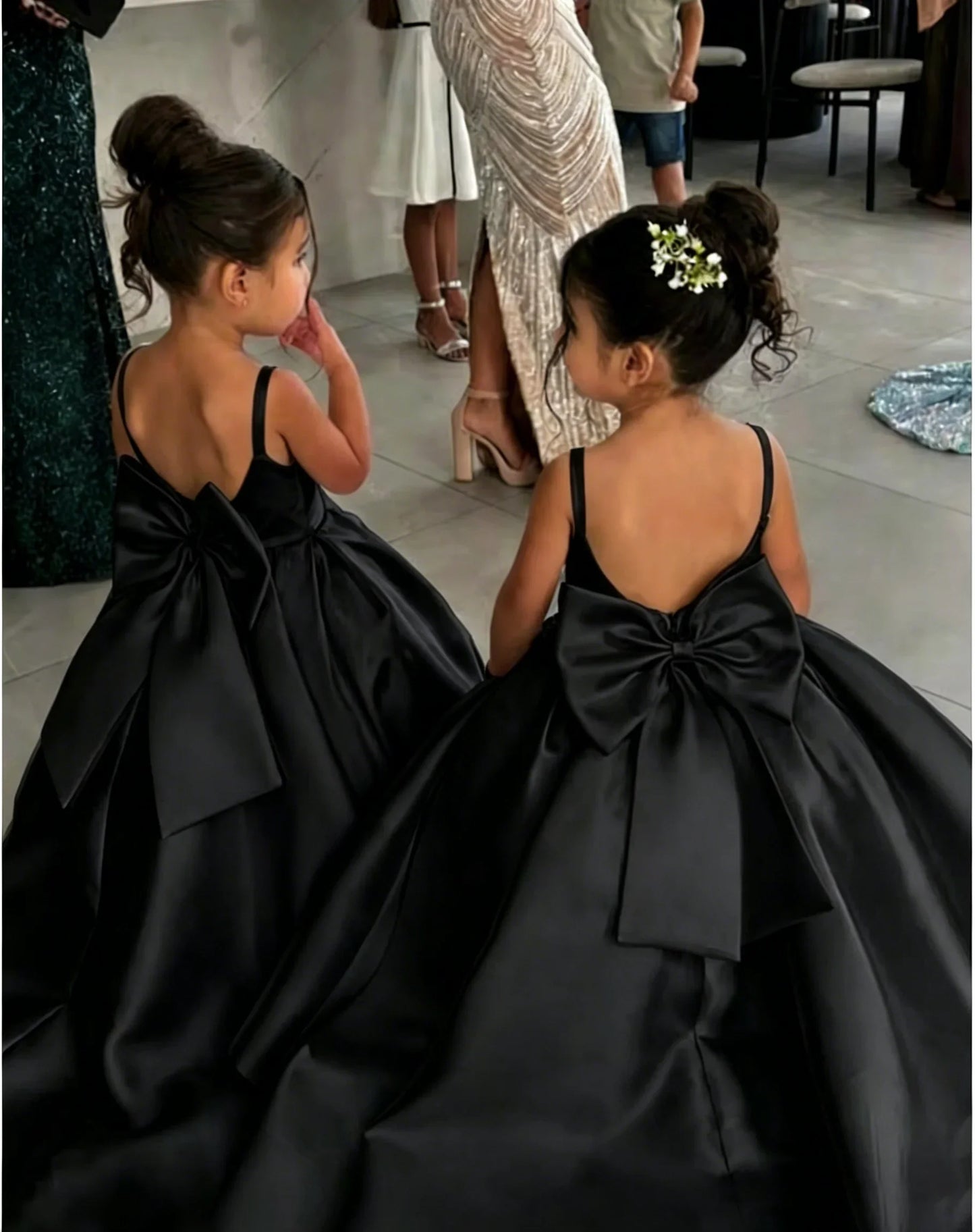 Ivory Flower Girl Dress With Bow Strap Mini Bridal Wedding Dress Kids Ball Gown 1st Communion Frock Customized Vestidos De Noiva