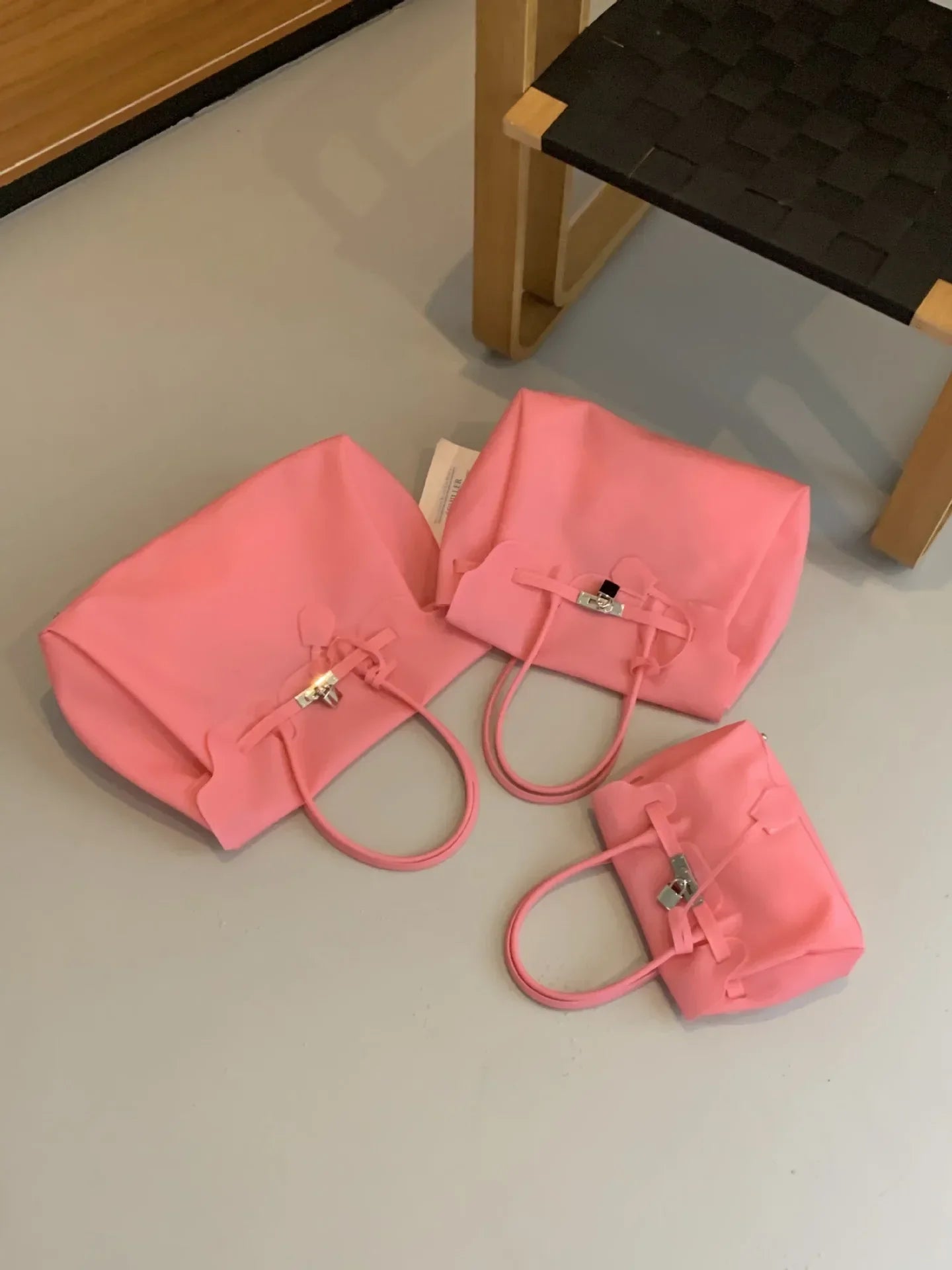 Famous Designer Elegant Handbags For Ladies Leather Tote Bags Shoulder Strap Classic Style Popular