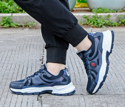 New Designers Action Leather Mesh Jogging Shoes Men Breathable Running Shoes Walking Sports Sneakers Athletic Trainers
