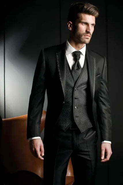 Royal Blue/Burgundy Man Suits Classic Black Lapel Wedding Suits 3 Pieces (Jacket+Pants+Vest)