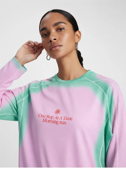 Men's Outdoor Running Long Sleeve T-Shirt Gradient Color Digital Print Quick Dry Breathable Sports Top Unisex