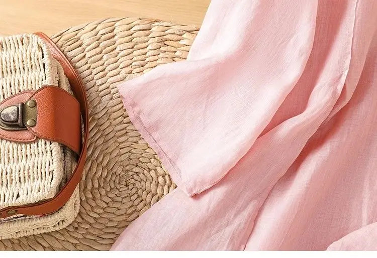 Retro Round Neck Cotton and Linen Embroidered Shirt for Women in Summer New Loose and Elegant Temperament Five-point Sleeve Top