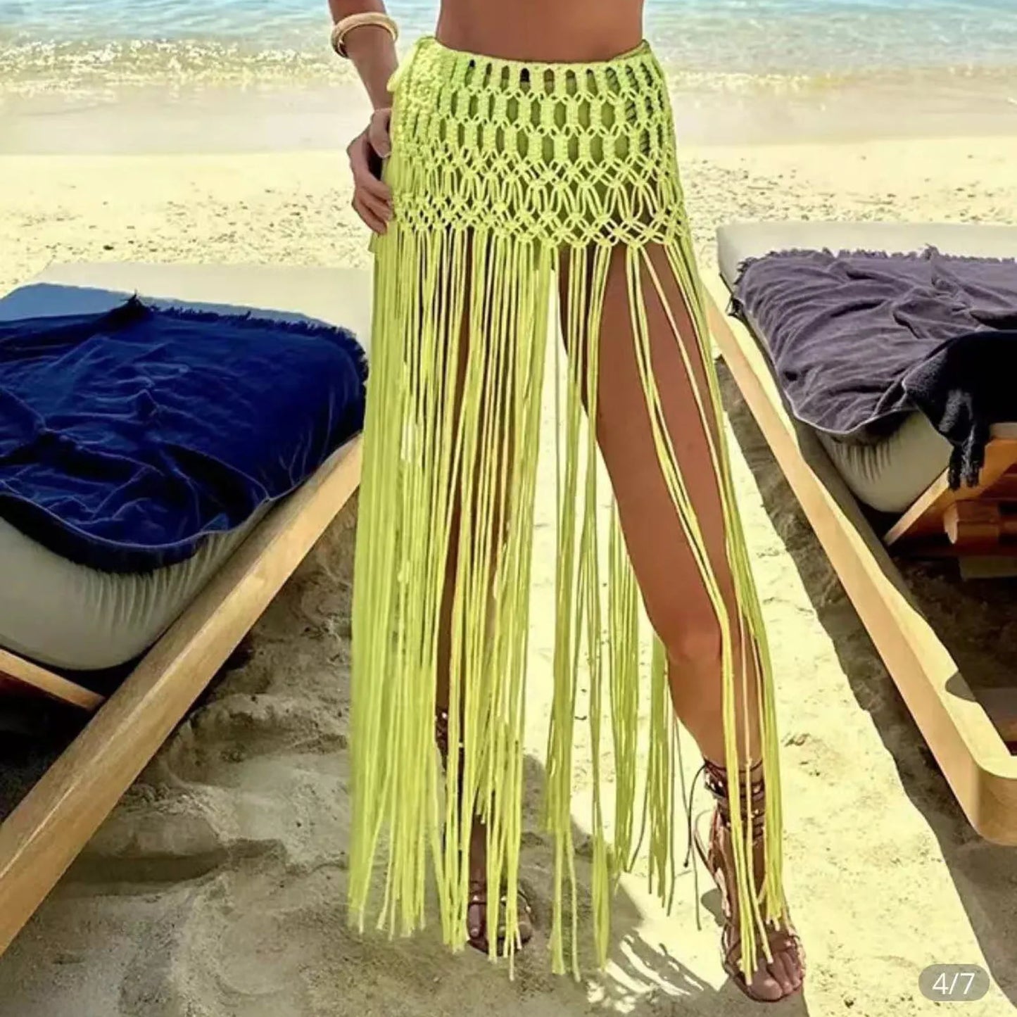 تنانير الشاطئ المصنوعة يدويًا بالكروشيه بشرابة عصرية ومثيرة بفتحة جانبية عالية للنساء من Beachapche