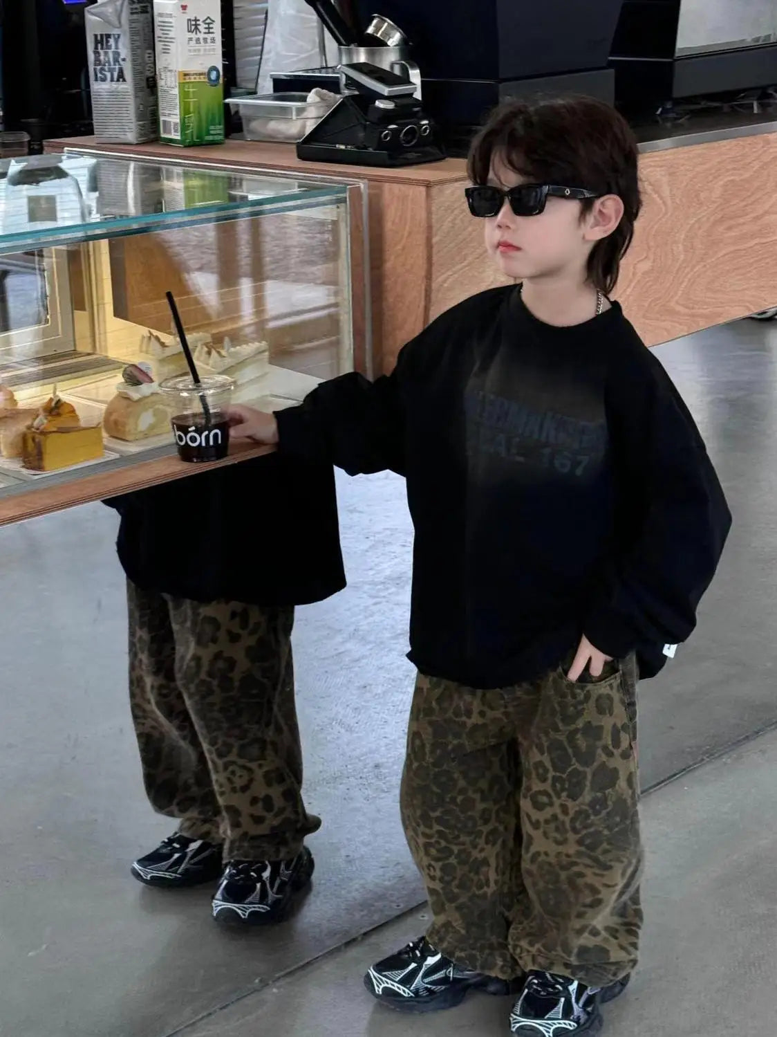 Boys Spring Autumn New Korean Children's Black Letter Sweatshirt + Leopard Vintage Denim Loose Pants Girl Kid Fashion 2pcs Set