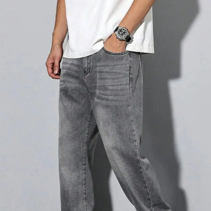 Men's straight skinny grey jeans, straight and simple design, suitable for daily wear in all seasons