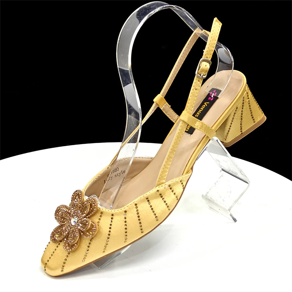 2026 Elegant Gold Color Women's Heels Handbag Set Rhinestone Embellished Designer Shoes for Weddings Special Events