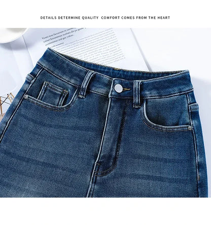 Winter Thickened Women's Mink Velvet Jeans Loose Straight Warm Soft Fleece Fashion Elastic High Waist Female Pants Black Blue
