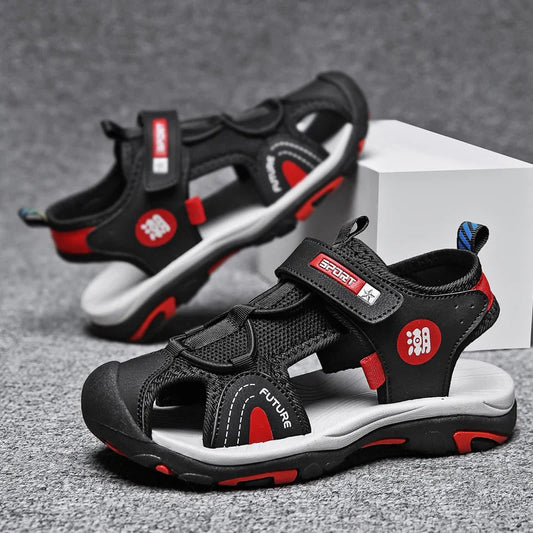 A pair of children's summer toe-covering sports sandals, wear-resistant outdoor beach shoes, size 28-39，MQ-9019