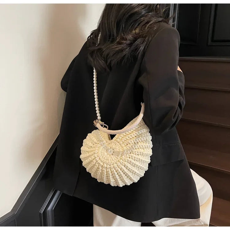 Fashion Conch Shaped Crochet Women Shoulde Bags Funny Cute Pearls Chains Handmade Weave Crossbody Bag Novelty Small Handbags