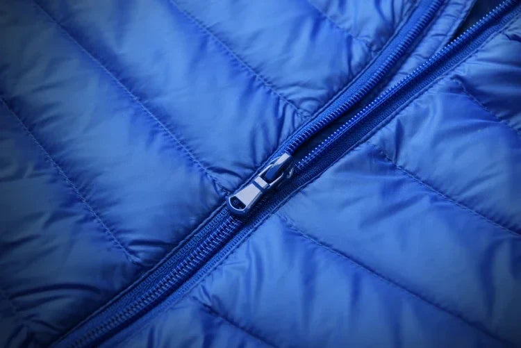2024 Men Winter Coat Fashion Hooded White Duck Down Jackets Plus Size Ultralight Down Coat Portable Slim Down Parkas