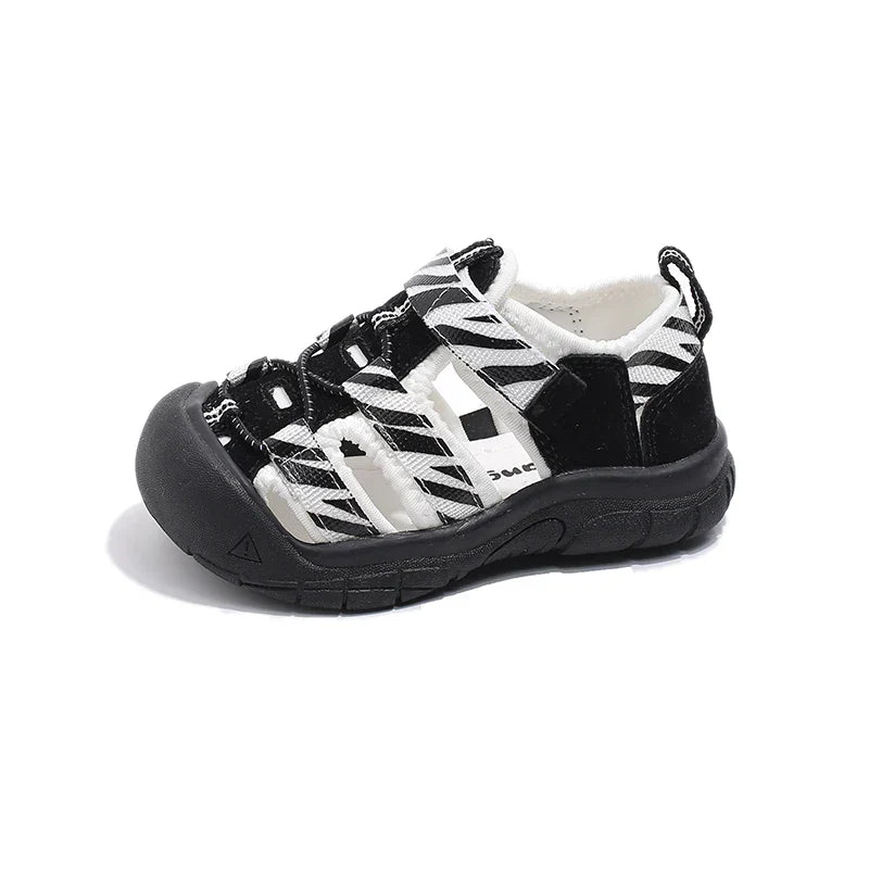 Children's sandals, boys' toe cover beach shoes, Summer 2025 girls' outdoor walking baby sports sandals
