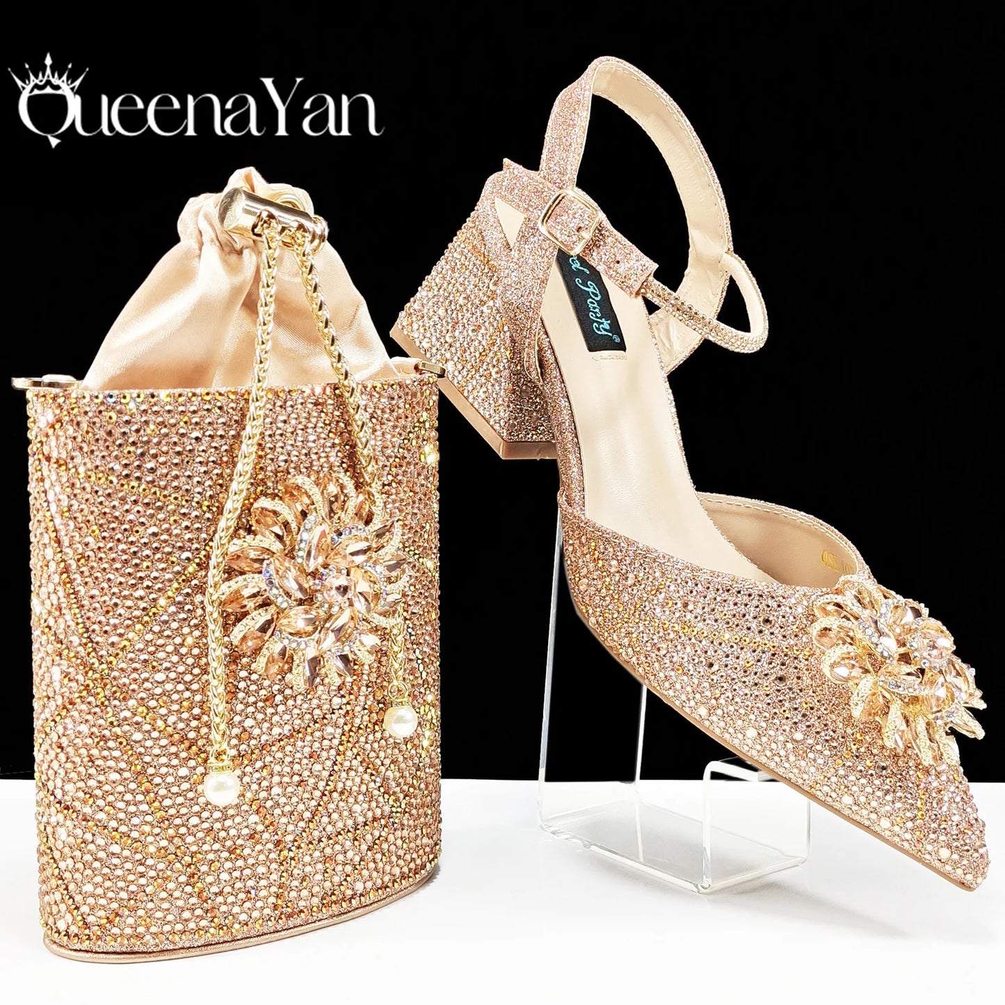 New Style Evening Shoes and Bag Set Comfortable Thick Heel Shoes With Oval Stand Bag Comes with Metal Double Chain