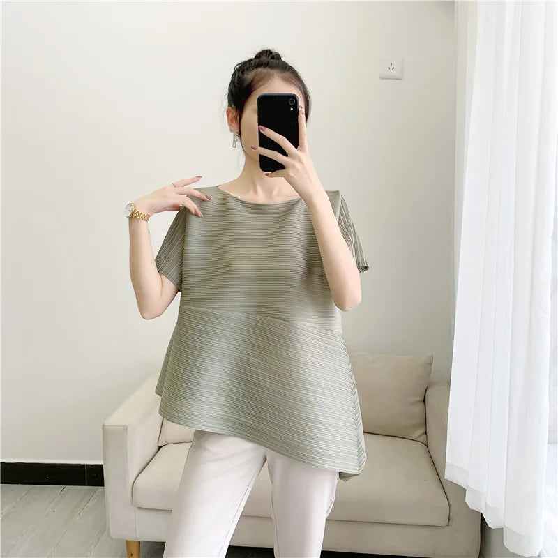 Miyake Irregular Short Sleeve Pleated Top Simple Loose Plus Size with Stretch T-Shirt Vacation Office Clothing Polyester Crepe
