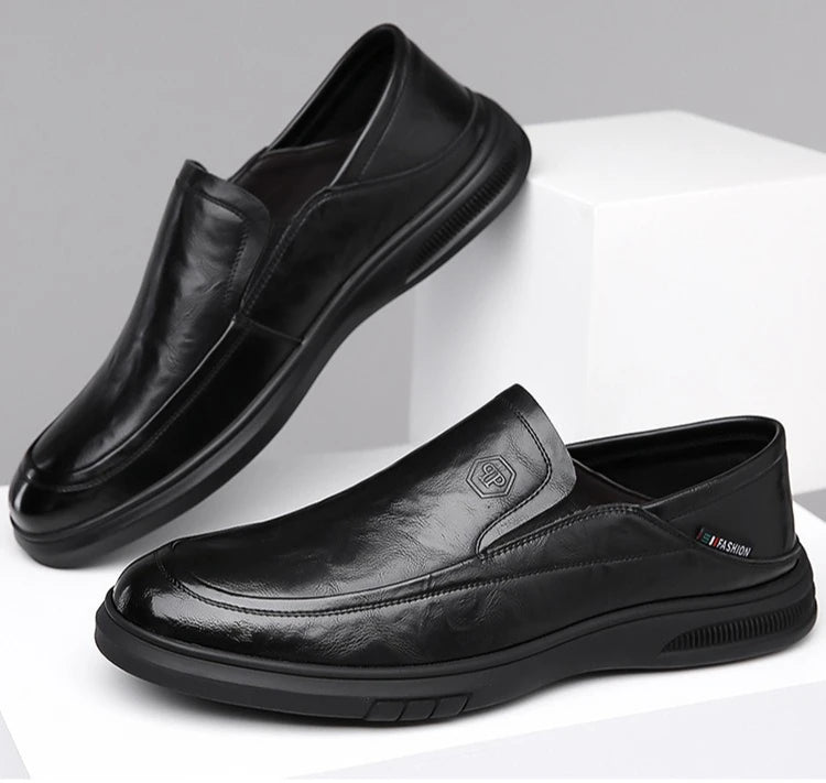 2026 Spring Business Casual Shoes for Men Solid Color New Designer Half Slippers Shoes Male Fashion Soft Sole Leather Shoe Man
