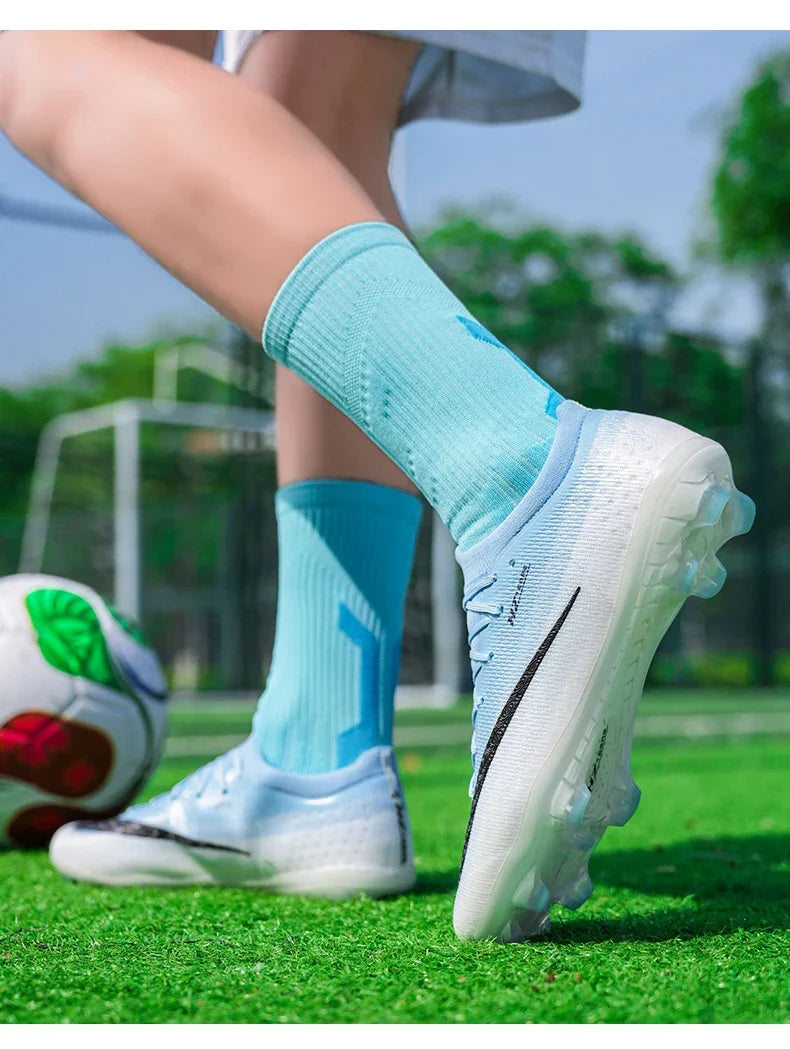 New Men Soccer Shoes Futsal Cleats Ultralight Hot Sale Football Boots Unisex High-quality Women Professional TF/FG Sneakers