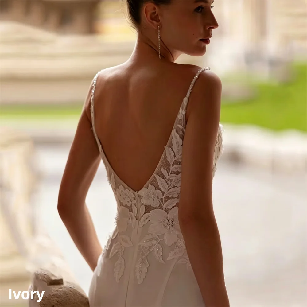 Modern Lace Mermaid Wedding Dress V-Neck Spaghetti Straps Open Back Applique Sleeveless Bridal Gown Vestidos De Novia Customized