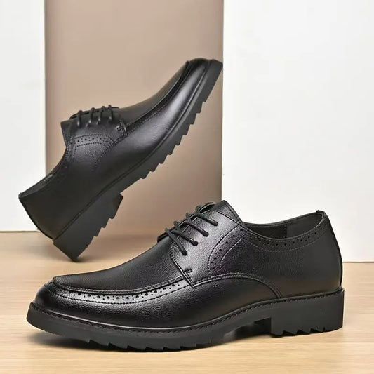 New Lace Designer Black Dress Shoes for Men Spring Autumn Fashion Business Casual Shoes Male Soft Sole Retro Leather Shoe Man