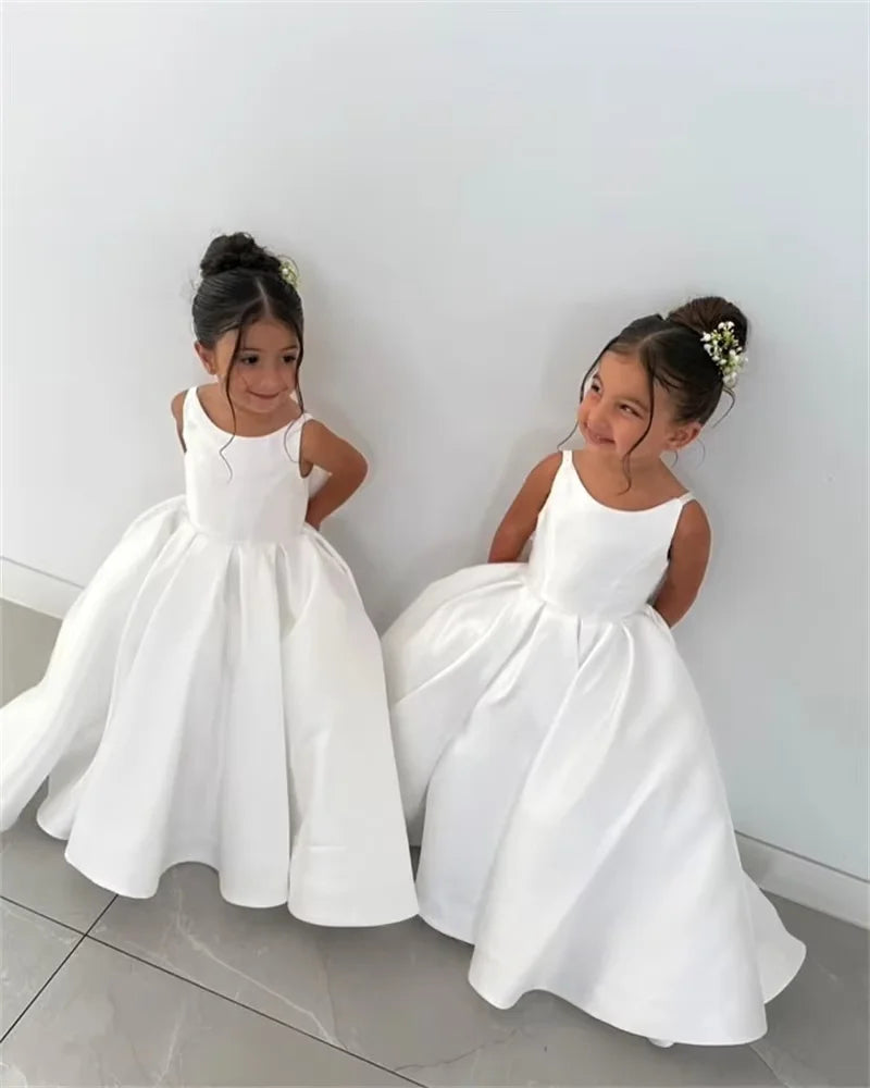 Lovely Satin Flower Girl Dress Straps Fluffy With Big Bow For Little Baby Wedding Ball Dresses Kids Birthday Party Evening Gowns
