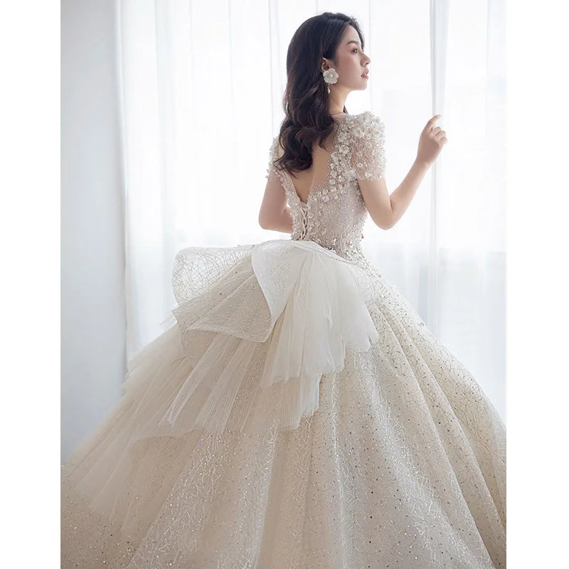 Luxury Short Sleeve Wedding Dress 2026 New Bridal Dress V Neck Beading Shinning Ball Gown Sweep Train Vestido  Noiva Customized