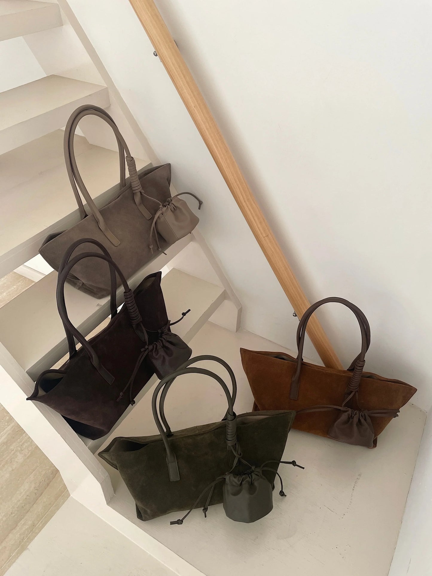 Vintage Large Capacity Suede Tote Bag Designer Trapeze Shoulder Bags for Women Luxury Genuine Leather Handbag and Purse 2026