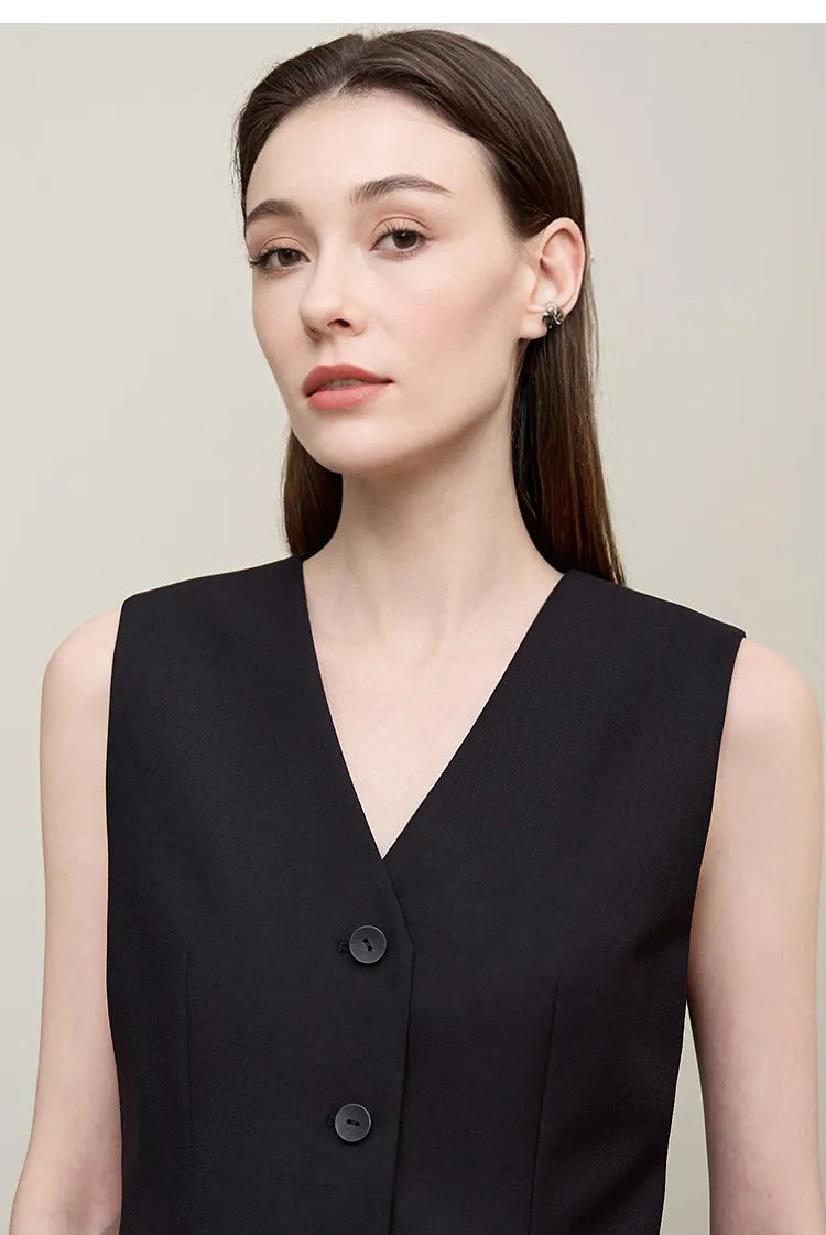 Women's Vests 2026 Autumn New Versatile V-neck Tailored Waist Vest Women's Single Breasted Short Sleeveless Top 12641036
