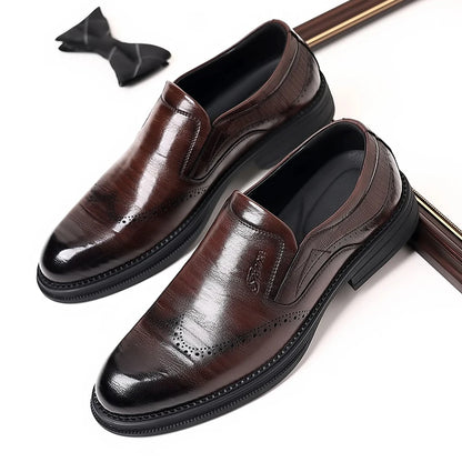 British Style Brand Men's Dress Shoes Fashion Patent Leather Men Business Flat Shoes Breathable Men Formal Office Working Shoes